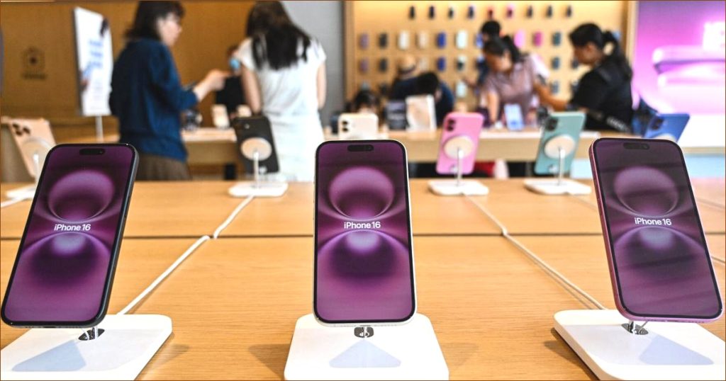 Why Trump’s Vision of American-Made iPhones Won’t Come to Life