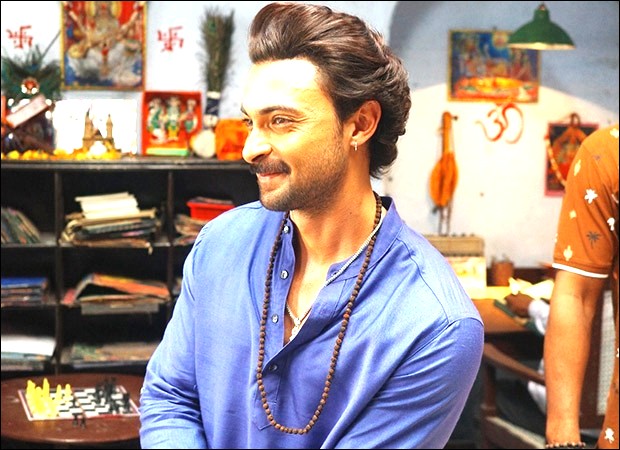 Aayush Sharma Heads to Banaras for His Exciting New Project! Here’s What We’ve Discovered!
