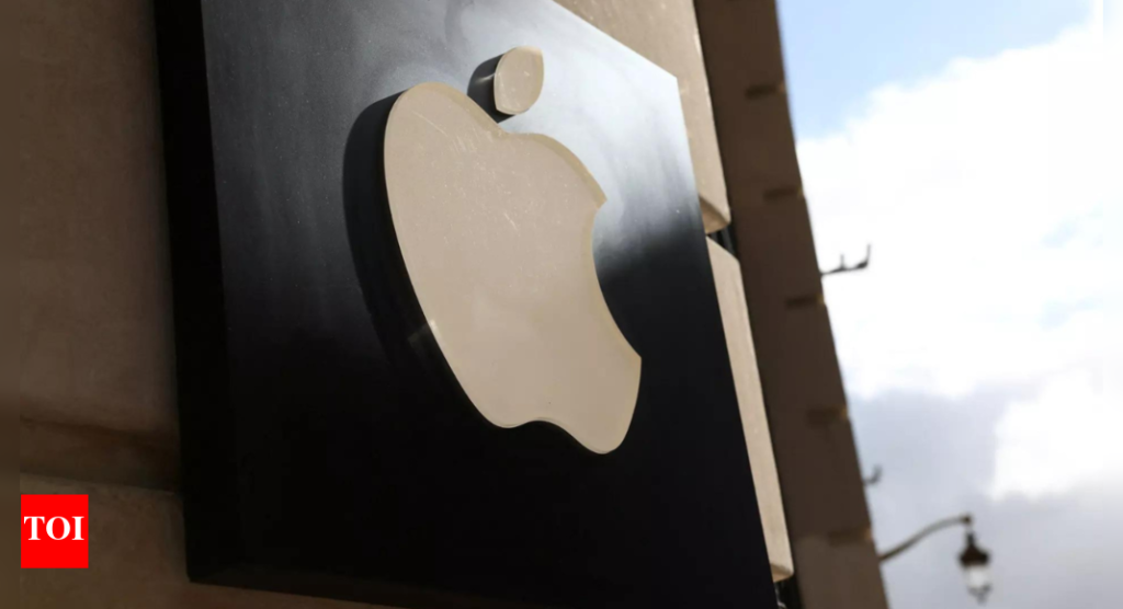 Apple set to enhance Safari with AI-powered search as Eddy Cue highlights three rivals to Google.