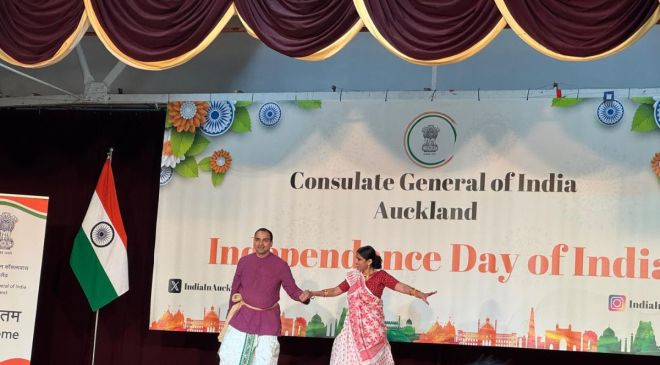 The newly constituted Bihar Jharkhand Association of New Zealand's Nidhi Verma and Jatin performed a folk dance from Mithila.
