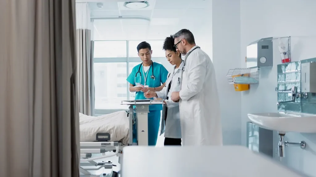 CDC Sounds Alarm on Rising Threat from Antibiotic-Resistant Infections