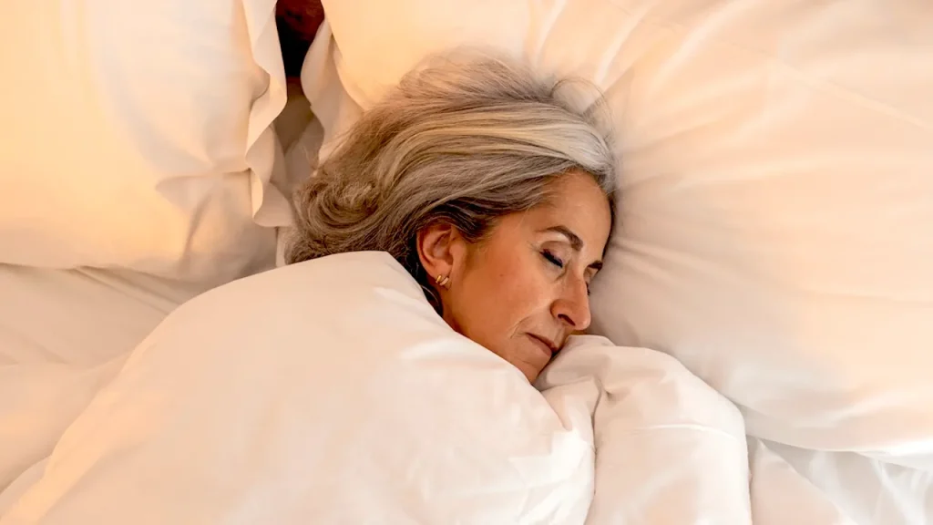 High Bedroom Heat Over 75°F May Strain Hearts of Seniors