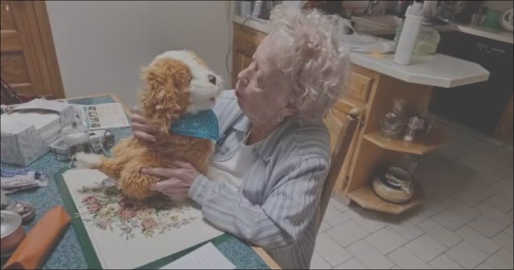 Seniors Dive into the Digital Age with Exciting New Tech