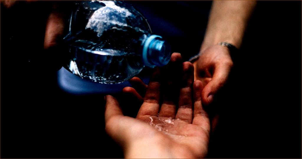 Revolutionary Shaking Capsule Promises a Safer Future for Drinking Water at Our Fingertips