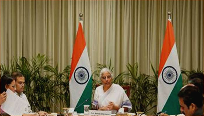 FM Nirmala Sitharaman Urges Banks to Boost NRI Engagement Amid Rising Interest in FCNR(B), ECB, and OFCB Plans