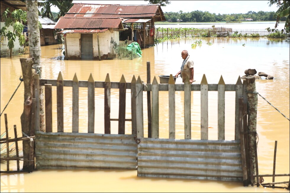 Deadly Floods in India: 50 Lives Lost, 700,000 Displaced