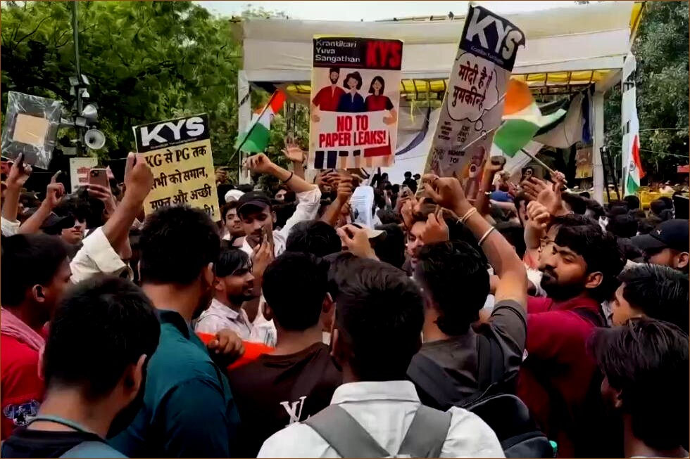 Dive into the Buzz: Understanding India’s ‘Cockroach Party’ Movement