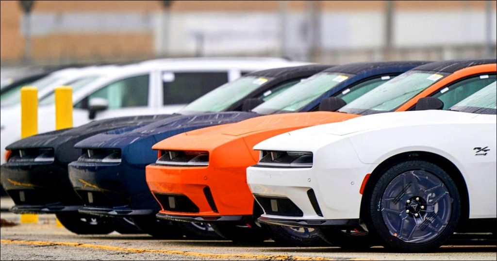 Trump Proposes Soaring 50% Tariffs on Autos Amid Canada Trade Tensions | Global Business News