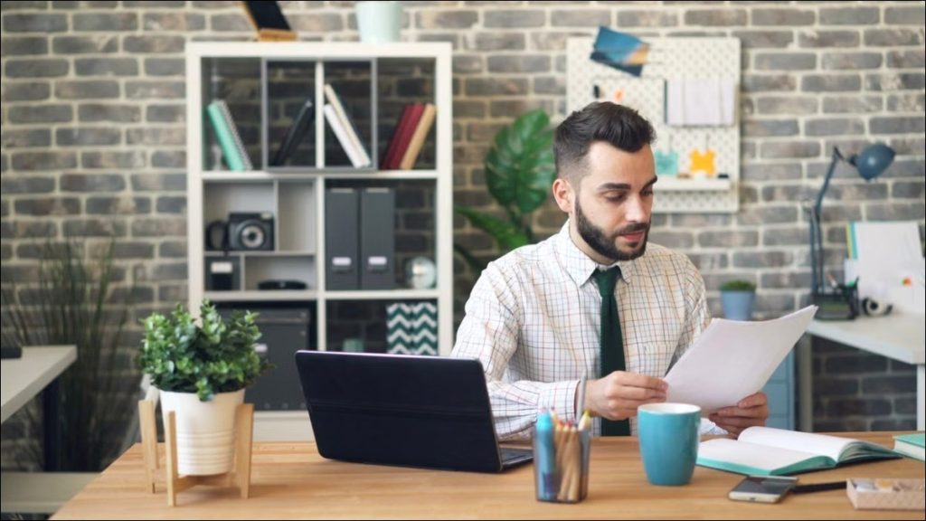 Employee Analyzes Job Roles in the US and India, Revealing a Stark Workload Disparity