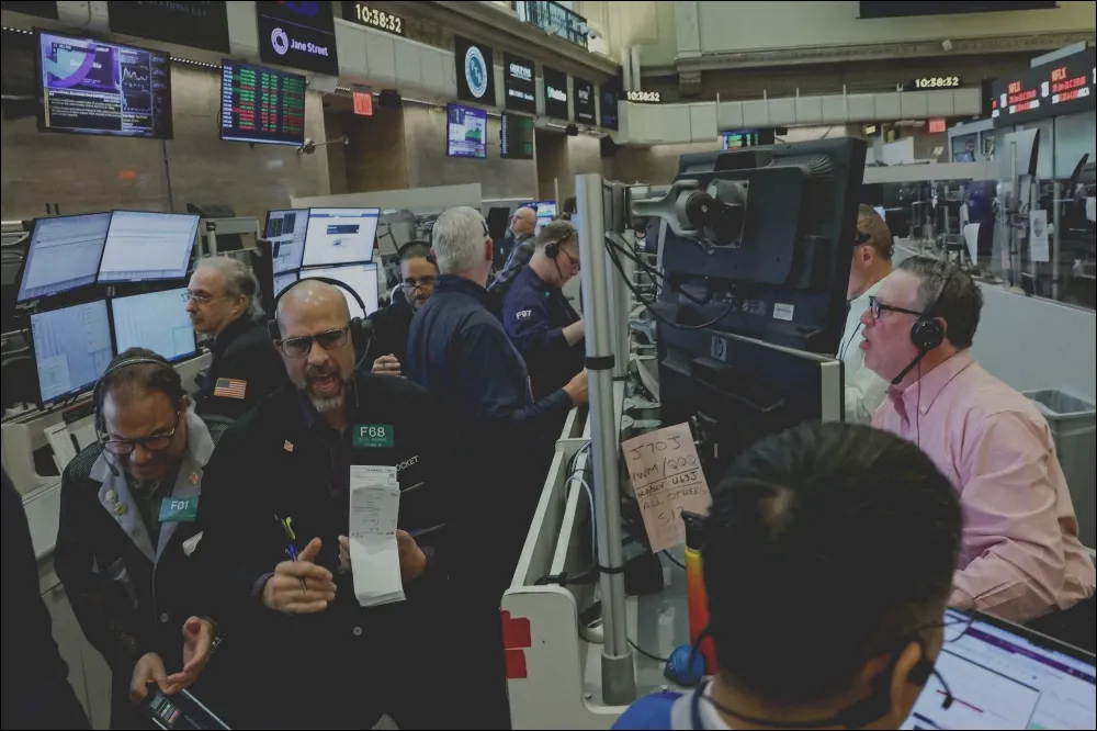 Understanding the Surge in Global Borrowing Costs and Its Impact on Your Wallet