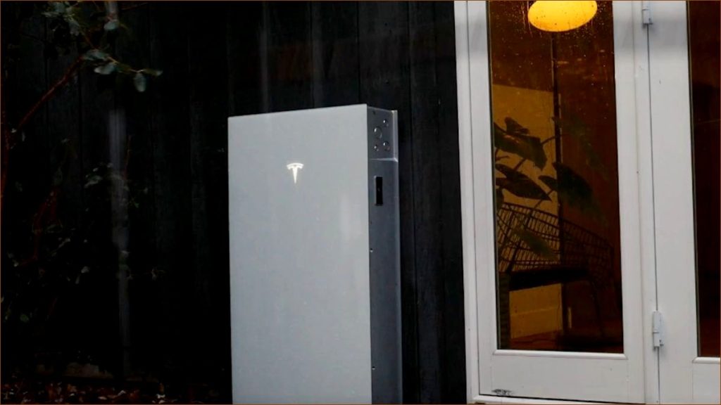 Tesla Alerts Powerwall Users: Prepare for ‘Super El Niño’ and Potential Outages!