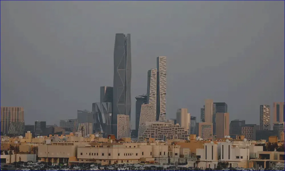 Riyadh on Edge: Two Explosions Echo Amid Security Alert