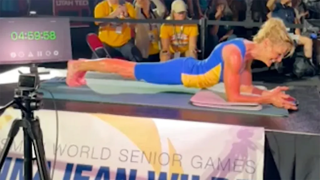 61-Year-Old Grandmother Shatters Plank Record for 5 Hours, Shares Her Stamina Secrets!